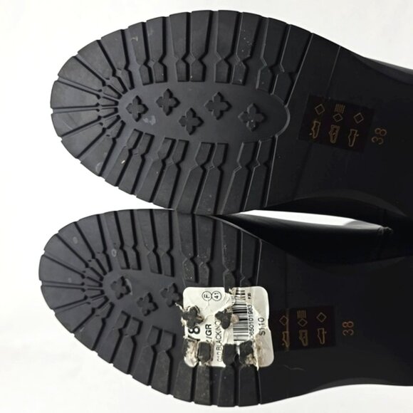 Le Chateau Women's Black Faux Leather Ankle Boots Block Heel Side Zip Size 38 - Picture 11 of 14